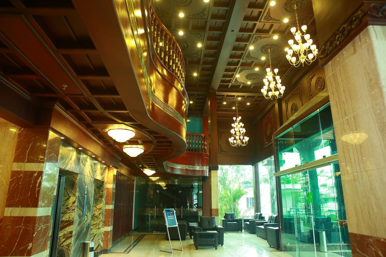Seashore Residency Kodungallur Exterior photo