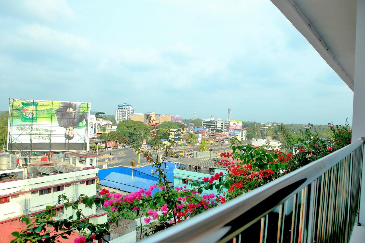 Seashore Residency Kodungallur Exterior photo